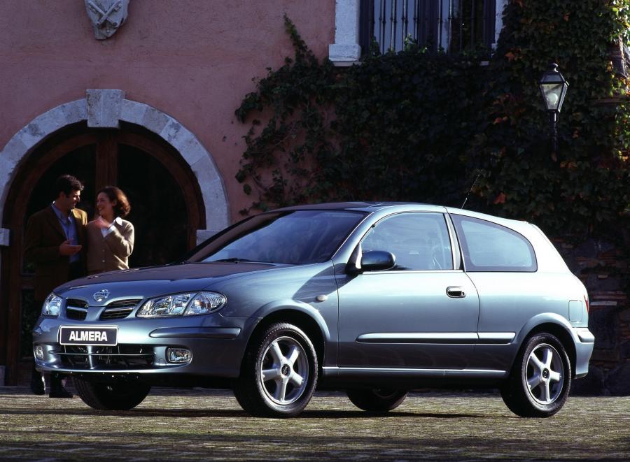 nissan almera хэтчбек 3-х дверный